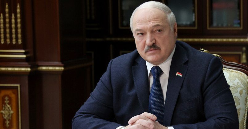 Лукашенко: США руками прибалтов и поляков подталкивают Беларусь к военным действиям