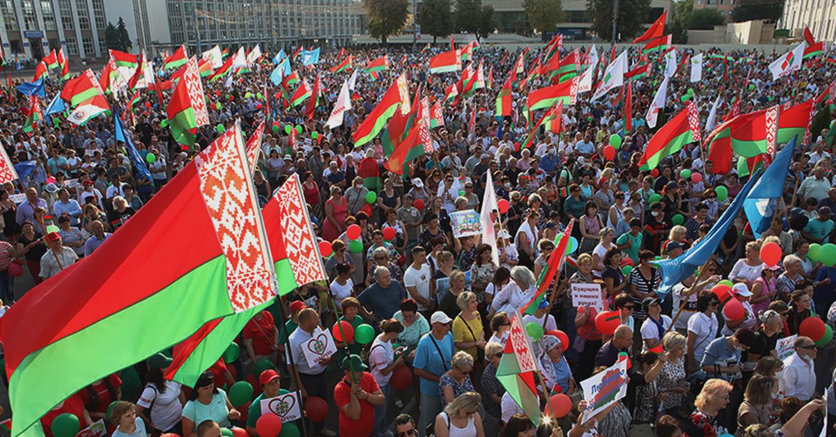 Литва, учись демократии: страна гастарбайтеров не должна быть примером для Беларуси