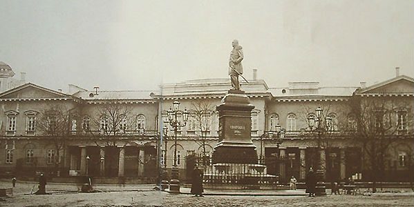 Памятник М.Н. Муравьеву в Вильне