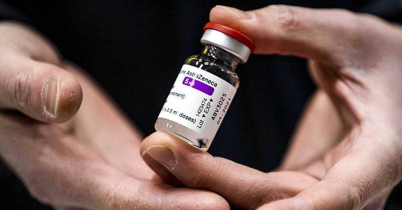 В Литве стали поступать жалобы о прививках просроченной вакциной AstraZeneca