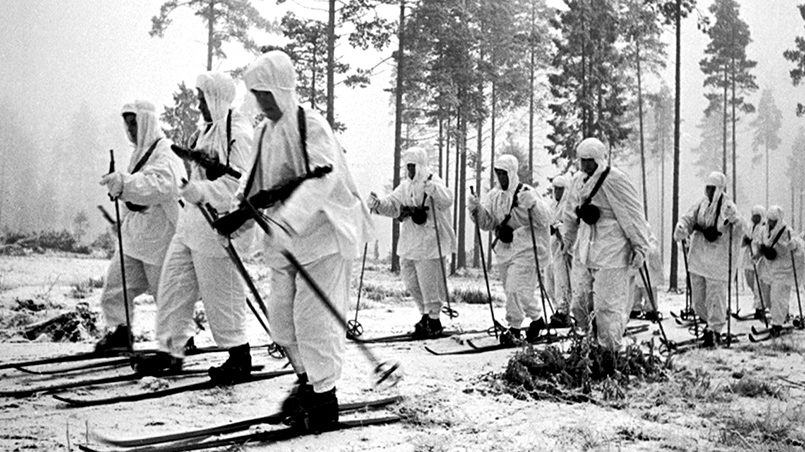«Снежные призраки» и «белые дьяволы»: почему немцы боялись уральских лыжных батальонов  