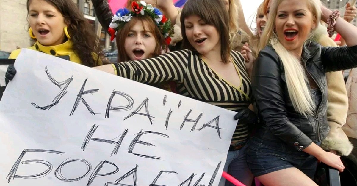 В России пора легализовать проституцию?