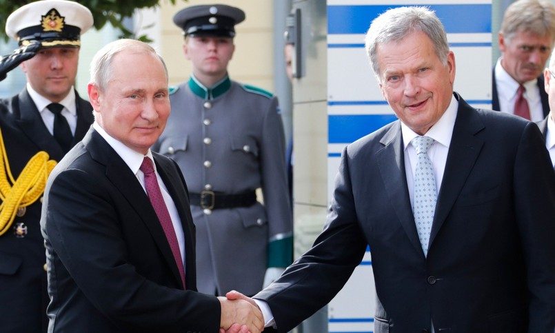 Путин обсудил с президентом Финляндии ситуацию на российско-украинской границе