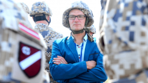 Янис Гарисонс