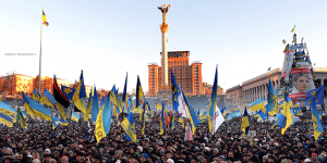 Три года назад в центр Киева выходили сытые и довольные представители модных столичных профессий