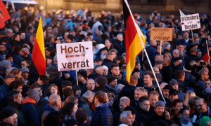 Немцы протестуют против приема беженцев