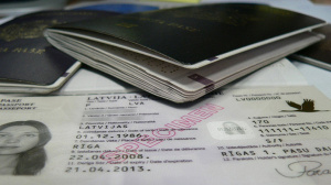Паспорт негражданина Латвийской республики / Фото: sputniknewslv.com