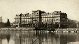 Штаб-квартира Лиги Наций, во Дворце Наций на берегу Женевского озера в Швейцарии, 1920 год