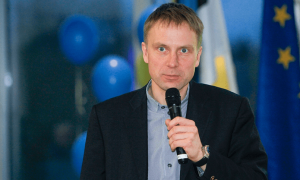 Ээрик-Нийлис Кросс