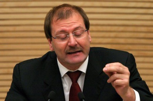 В.Успасских