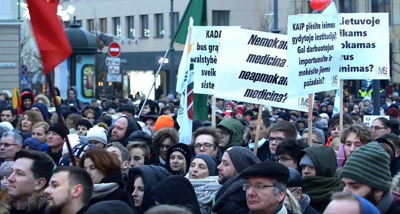 Акция протеста в Вильнюсе с участием около пяти тысяч человек и пятидесяти профсоюзов / Фото: sputnik.by