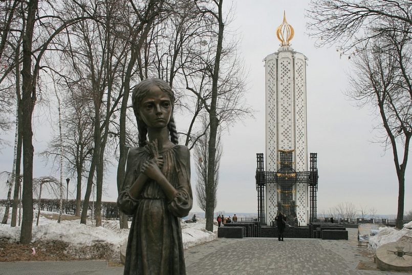Памятник жертвам Голодомора в Киеве / Фото: hadashot.kiev.ua