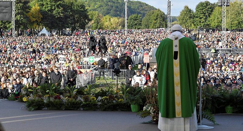 Месса Папы римского в Каунасе / фото: REUTERS / Vatican Media