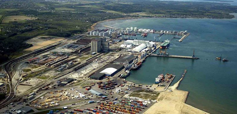 Усть-Луга входит в пятерку российских портов по грузообороту