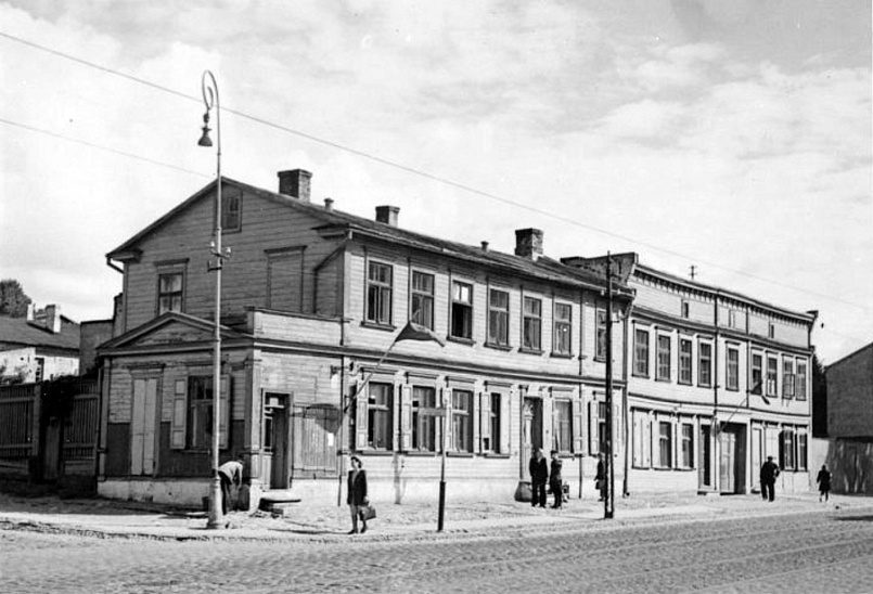 Деревянные дома №165, №167 на улице Маскавас, приблизительно 1950-е года / Фото: forum.myriga.info
