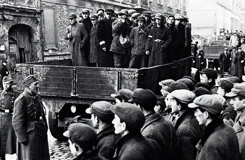 Все, что привело Польшу к краху в 1939-м, шло с самого верха. Это не было каким-то добровольческим народным движением / Фото: GLOBAL LOOK PRESS
