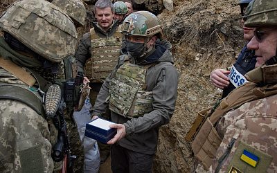 Каждая попытка украинцев построить государство заканчивается  гуманитарной оккупацией