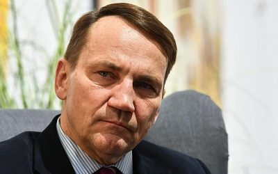 Польша направила России ноту протеста из-за демонтажа барельефов