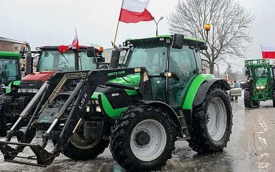 Премьер Польши проведет переговоры в Литве на фоне протестов фермеров
