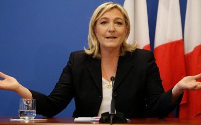 Кандидат в президенты Франции Ле Пен отказалась называть события на Украине геноцидом