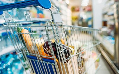 Бросать соломинку голодающему: Литва первой в Европе вынуждена открыть магазин для бедных