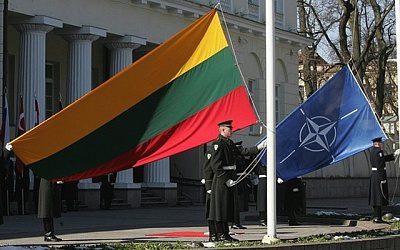 Литва и НАТО: от подготовки «невесты» до «отработанного материала»