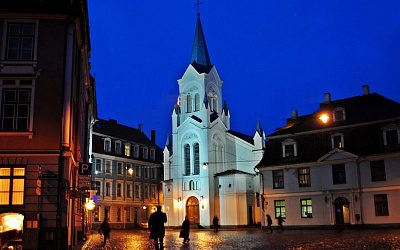 Запрещали, закрывали и взрывали: крестный путь православных церквей Риги