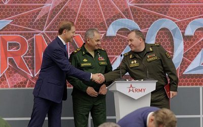 Шойгу обсудил сотрудничество с министром обороны Беларуси