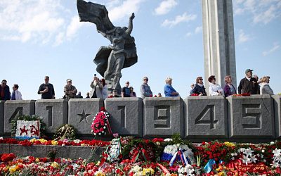 Отстоять Памятник освободителям: с чем идут на выборы в Риге русские Латвии