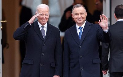 Байден и Дуда обсудили в Варшаве поддержку Украины