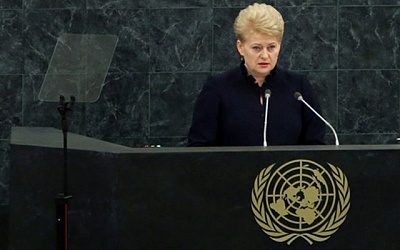 Литовские «учителя демократии» не могут дать демократии самим литовцам