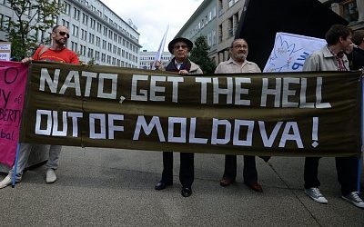 Молдова прозрела: НАТО представляет для нас опасность