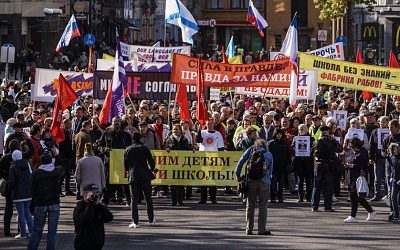 Без борьбы за русские школы русских в Латвии сметут и раздавят