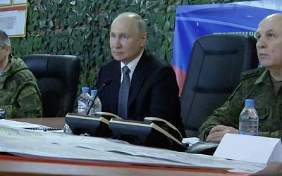 Путин посетил штабы группировок войск в ЛНР и на херсонском направлении