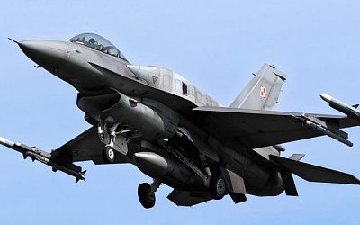 Польша вновь подняла истребители из-за «активности России»