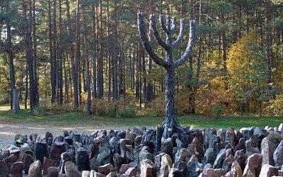 Румбульский лес — латвийский Бабий Яр: «ребенка — рукояткой по голове: пули берегли»