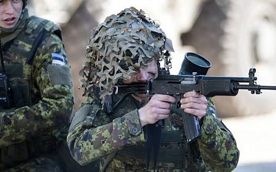 Военнослужащий погиб в ходе учений в Эстонии