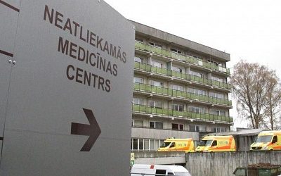 Латвийское общество больниц заявило об увольнениях медсестер из-за плохого знания латышского
