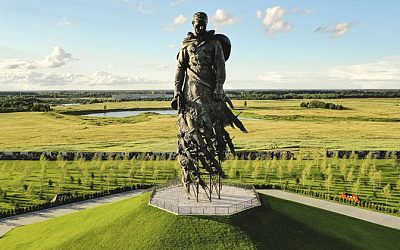 Ржевская битва — это была кровавая школа, бойня, в которой мы перемололи немца