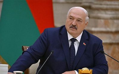 Лукашенко пригрозил жёстким спросом за ненадлежащее хранение сельхозтехники