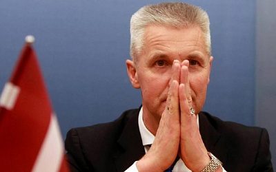 Глава Минобороны Латвии на фоне событий на Украине призвал ФРГ взять на себя роль «лидера»