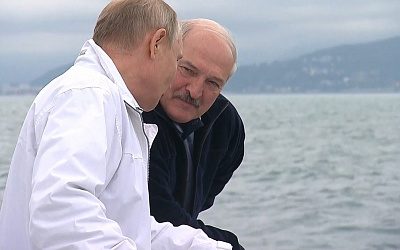 Теперь в одной лодке с Россией: что военная операция на Украине меняет для Беларуси