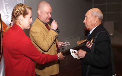 В Латвии наградили ветеранов в честь 70-летия освобождения Риги