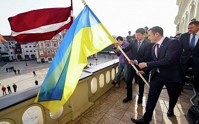 Зрада подкралась незаметно: украинцы в Латвии стали «русскими» второго сорта