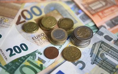 Латвия и Украина разочаровали минимальным размером оплаты труда