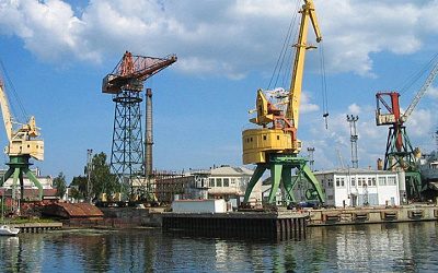 Грузооборот Рижского порта за шесть месяцев обвалился на 14,5%