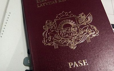 Комиссия Сейма Латвии одобрила законопроект о лишении гражданства за поддержку спецоперации РФ