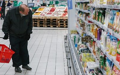 В Литве разрешили продавать просроченные продукты