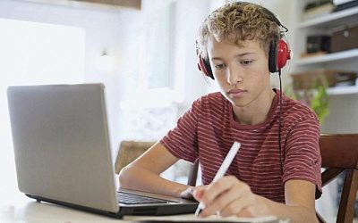 «Один учитель на 10 классов»: в Эстонии нашли способ решить проблему дефицита учителей