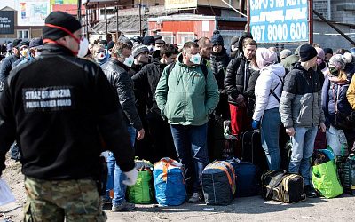 Польша и Прибалтика готовятся принимать «правильных» беженцев: с Украины